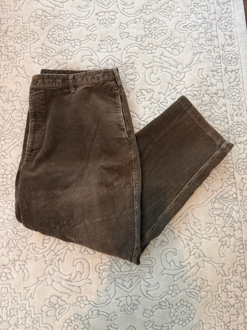 Woolrich Men's Brown Corduroy Pants